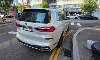BMW X7 2026, 3221 км, за 89930.42 USD - фото 7