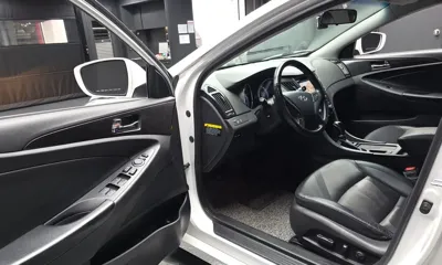 Hyundai Sonata 2013, 96264 км, за 65000.3 USD - фото 10