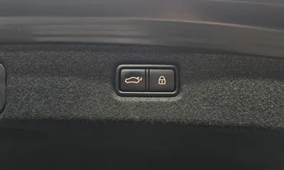 Genesis G90 2019, 103986 км, за 18051.73 USD - фото 20