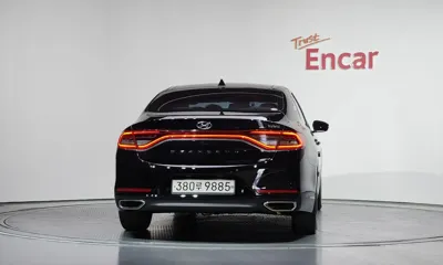 Hyundai Grandeur 2018, 137916 км, за 10618.9 USD