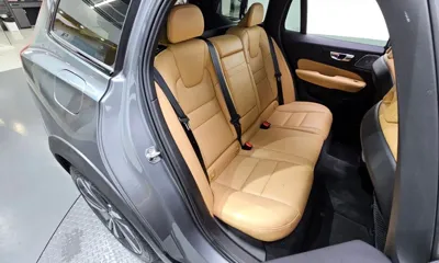 Volvo V60 2020, 121971 км, за 16738.87 USD - фото 11