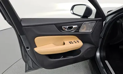 Volvo V60 2020, 121971 км, за 16738.87 USD - фото 24