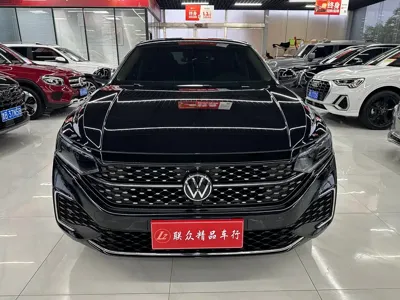 Volkswagen Passat · 2022 год
