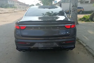Geely Auto Preface 2025, 5600 км, за 14883 USD