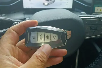 Geely Auto Preface 2025, 5600 км, за 14883 USD - фото 28