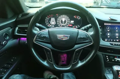 Cadillac CT6 2019, 80700 км, за 23092 USD - фото 19