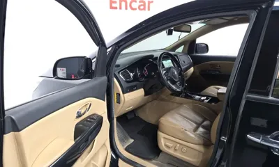 Kia Canival 2016, 186034 км, за 5144.23 USD - фото 10