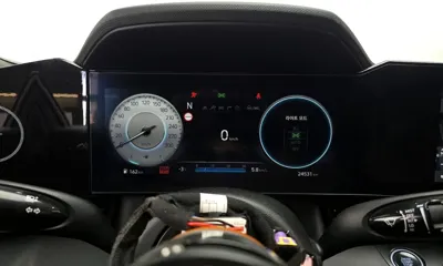 Hyundai Avante 2024, 24531 км, за 17526.59 USD - фото 8