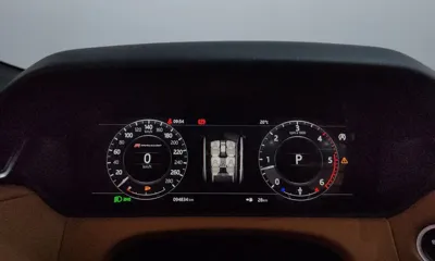Land Rover Range Rover Velar 2018, 94834 км, за 20186.23 USD - фото 12