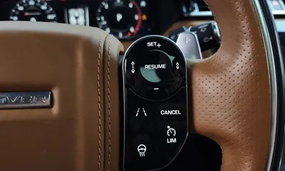 Land Rover Range Rover Velar 2018, 94834 км, за 20186.23 USD - фото 15