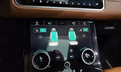 Land Rover Range Rover Velar 2018, 94834 км, за 20186.23 USD - фото 20