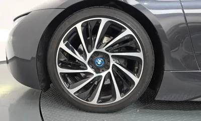 BMW i8 2015, 170435 км, за 28751.48 USD