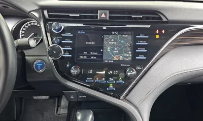 Toyota Camry 2018, 131462 км, за 16279.38 USD - фото 13