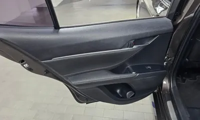 Toyota Camry 2018, 131462 км, за 16279.38 USD - фото 25