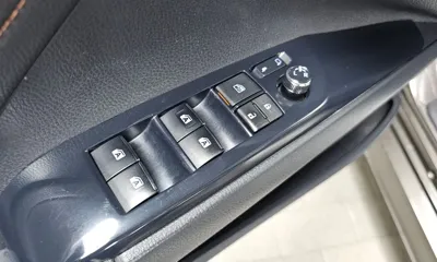 Toyota Camry 2018, 131462 км, за 16279.38 USD - фото 27