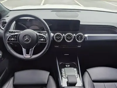 Mercedes-Benz GLB 2023, 48200 км, за 22428.99 USD - фото 6
