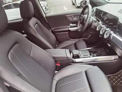 Mercedes-Benz GLB 2023, 48200 км, за 22428.99 USD - фото 7