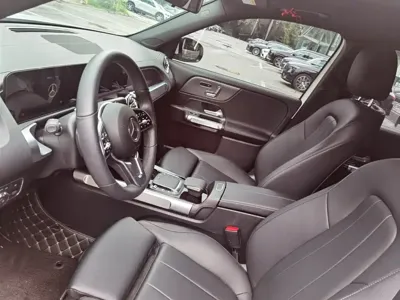Mercedes-Benz GLB 2023, 48200 км, за 22428.99 USD - фото 8