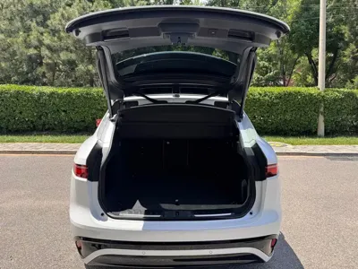 Jaguar F-Pace 2024, 7100 км, за 33130.7 USD - фото 6