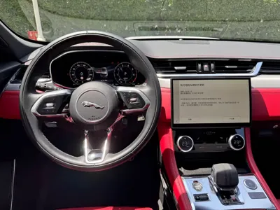 Jaguar F-Pace 2024, 7100 км, за 33130.7 USD - фото 13