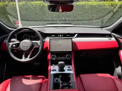 Jaguar F-Pace 2024, 7100 км, за 33130.7 USD - фото 14