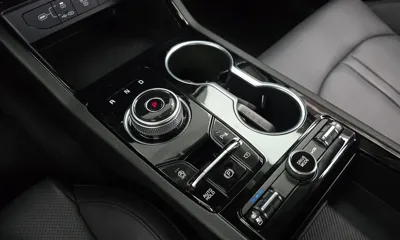 Kia K5 2024, 39933 км, за 19103.66 USD - фото 9