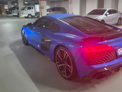 Audi R8 2021, 17300 км, за 104371.8 USD