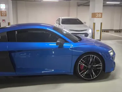 Audi R8 2021, 17300 км, за 104371.8 USD - фото 7