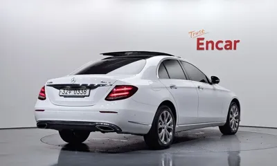 Mercedes-Benz E-Class 2017, 105402 км, за 14130.36 USD