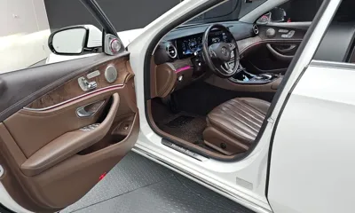Mercedes-Benz E-Class 2017, 105402 км, за 14116.59 USD - фото 10