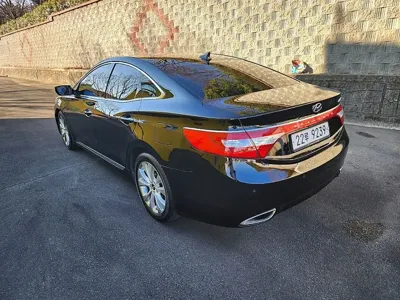Hyundai Grandeur 2012, 150161 км, за 3237.53 USD