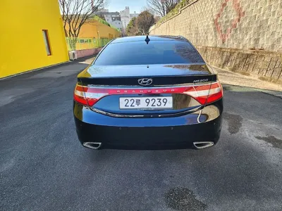 Hyundai Grandeur 2012, 150161 км, за 3237.53 USD