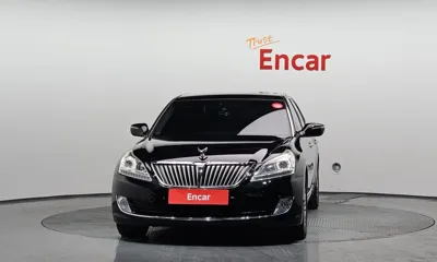 Hyundai Equus 2015, 243618 км, за 3178.81 USD
