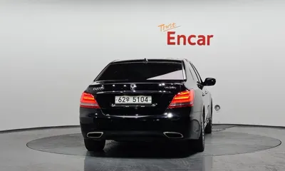 Hyundai Equus 2015, 243618 км, за 3178.81 USD