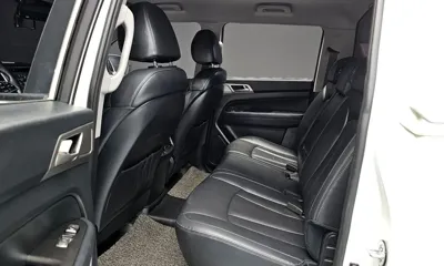 KG_Mobility_Ssangyong Rexton 2019, 140159 км, за 8985.79 USD - фото 12