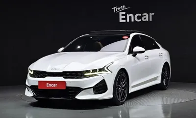 Kia K5 · 2023 год