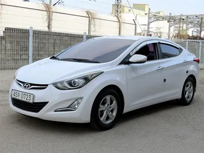 Hyundai Avante 2014, 155644 км, за 2953.92 USD