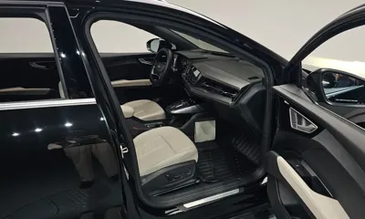 Audi Q4 e-tron 2023, 38600 км, за 27822.91 USD - фото 26