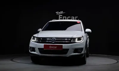 Volkswagen Tiguan 2015, 106157 км, за 5780.34 USD
