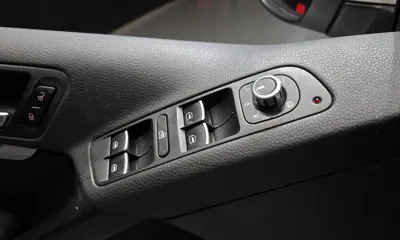 Volkswagen Tiguan 2015, 106157 км, за 5780.34 USD - фото 17