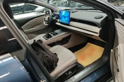 Geely Galaxy Galaxy 8 2025, 4100 км, за 21035 USD - фото 23
