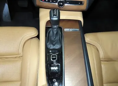 Volvo XC90 2017, 43796 км, за 22794.8 USD - фото 12
