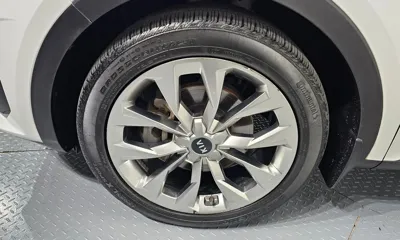 Kia Sorento 2021, 100780 км, за 13712.75 USD
