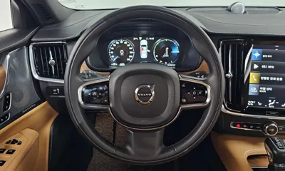 Volvo S90 2019, 162008 км, за 9702.41 USD - фото 14