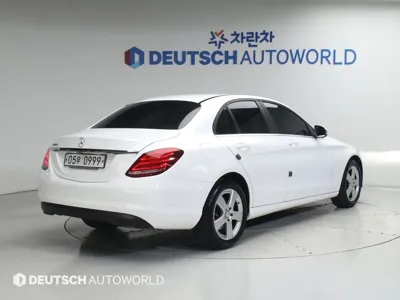 Mercedes-Benz C-Class 2016, 137700 км, за 6958.12 USD