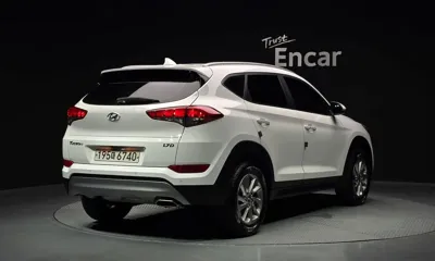 Hyundai Tucson 2018, 123671 км, за 7351.03 USD