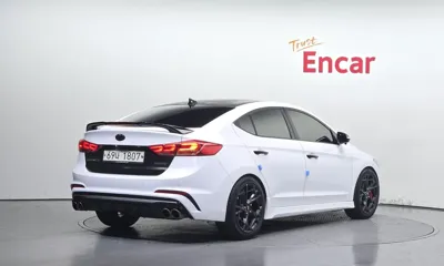 Hyundai Avante 2018, 153317 км, за 5529.54 USD