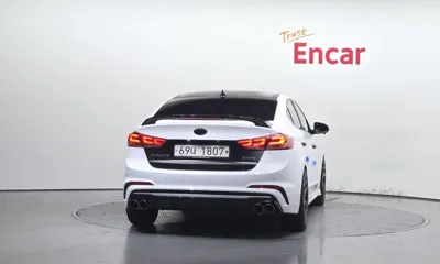 Hyundai Avante 2018, 153317 км, за 5529.54 USD