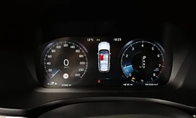 Volvo V60 2020, 97566 км, за 15567.52 USD - фото 8