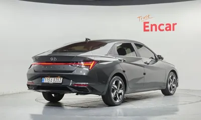 Hyundai Avante 2021, 93297 км, за 10174.61 USD